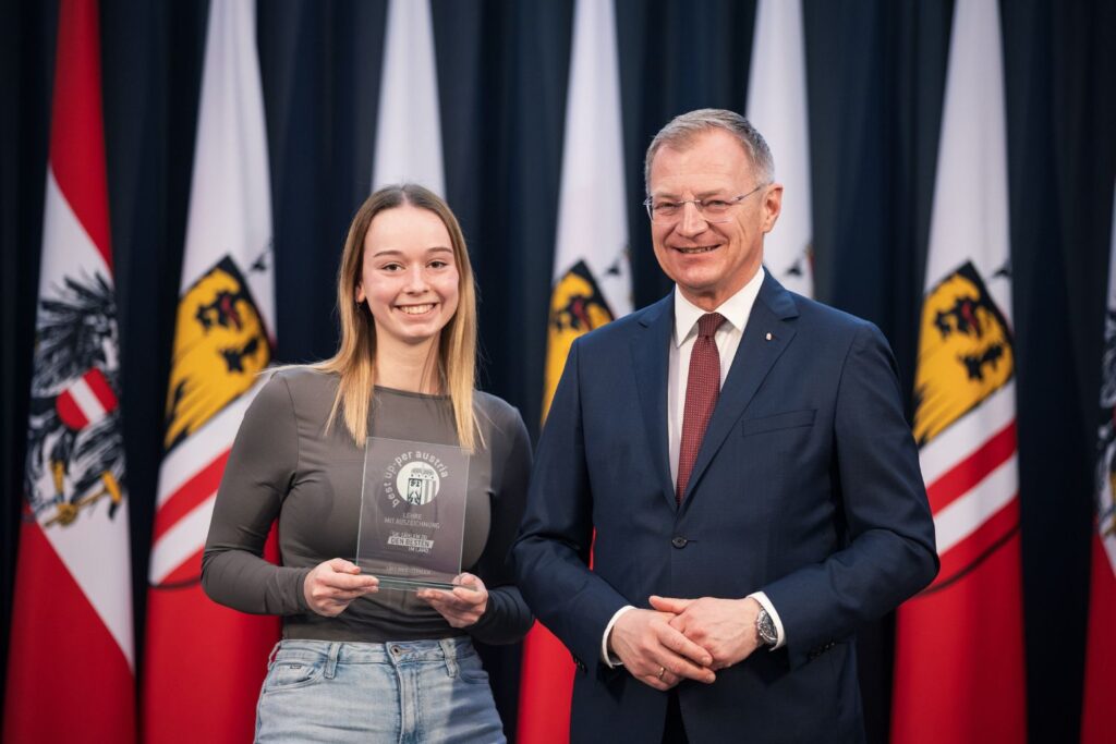 Ehrung-Jasmin Manzenreiter